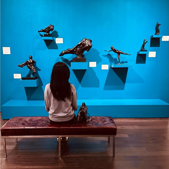 Meet your seller - Picture 2 of 8